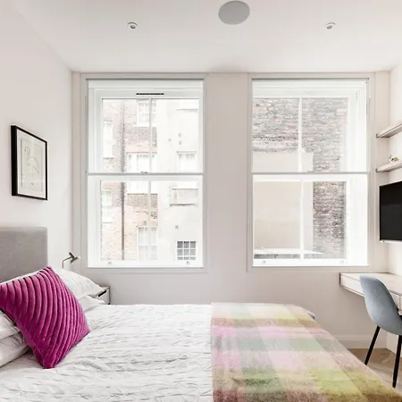 Modern Rooms At Charing Cross
